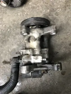 Хидравлична помпа/ алтернатор БМВ Х5, Е70, 3.0д (alternator BMW X5)